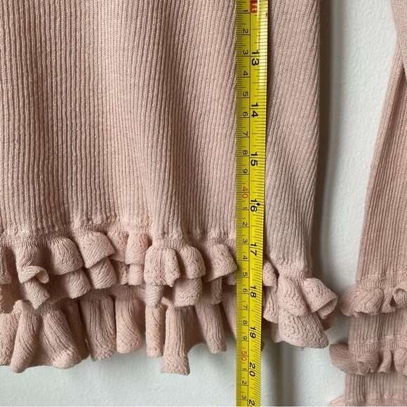 Club Monaco Ruffled Light Pink Ruffled Top size small - Picture 7 of 7